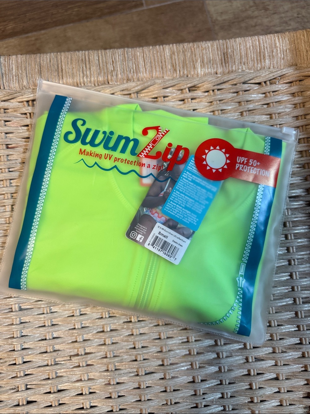 SwimZip Women's UV 50+ Neon Green Swim Coverup